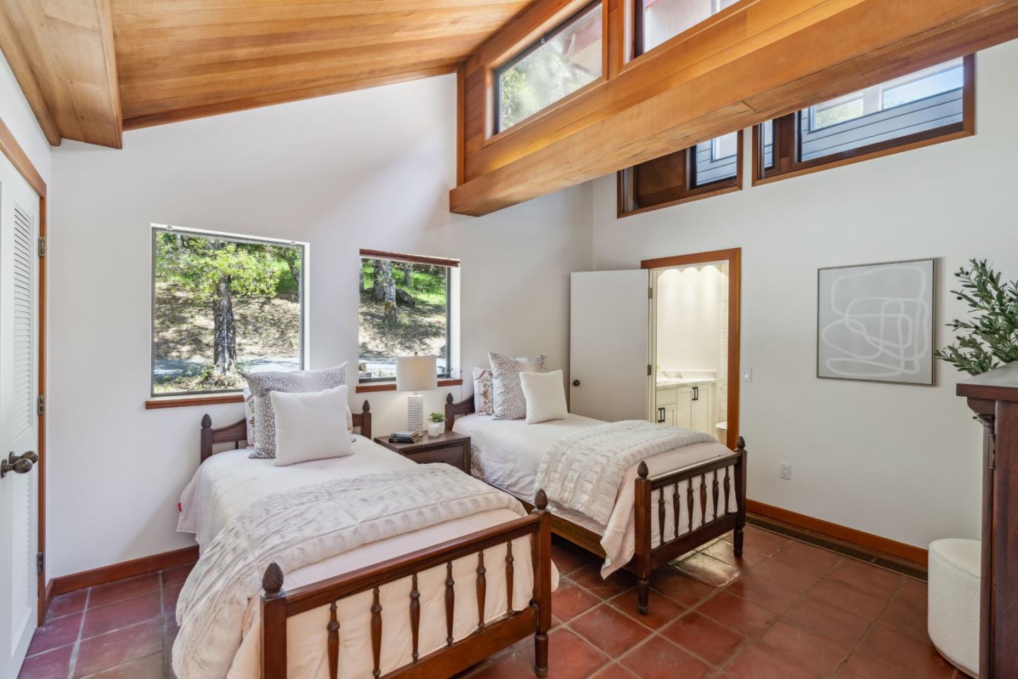 Detail Gallery Image 19 of 67 For 620 Twin Ln, Soquel,  CA 95073 - 3 Beds | 3/1 Baths