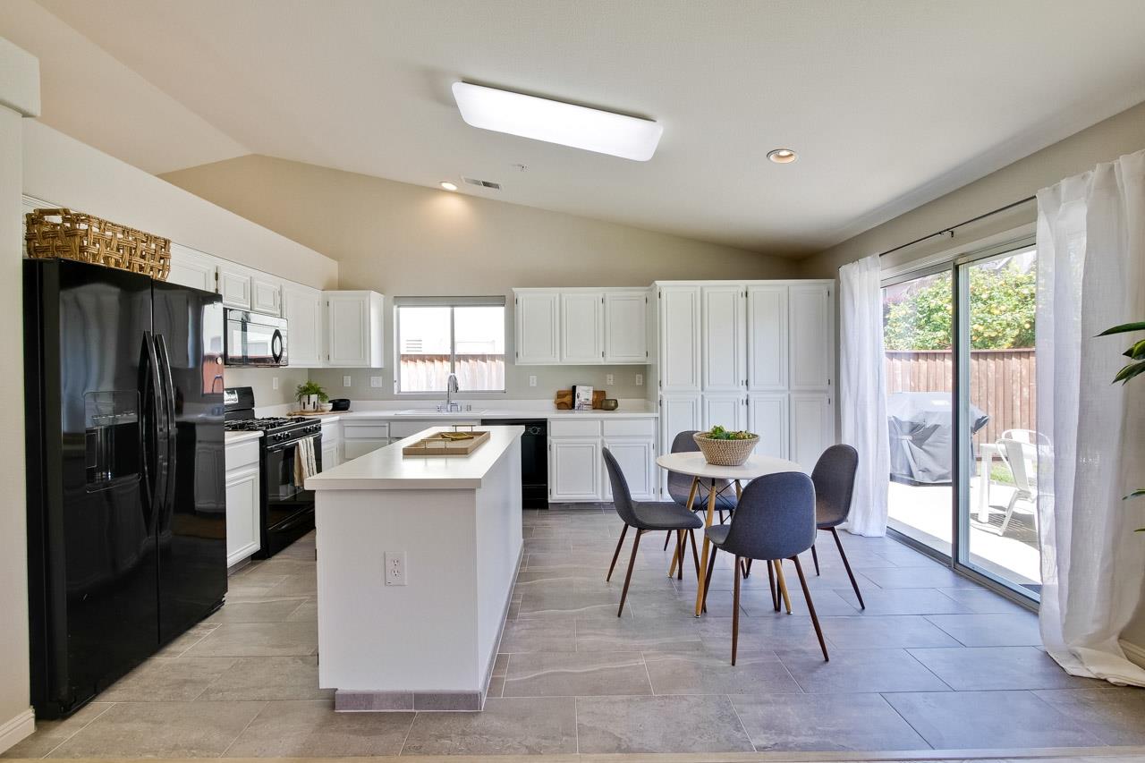Detail Gallery Image 15 of 62 For 6 Chardonnay Cir, Salinas,  CA 93906 - 3 Beds | 2 Baths
