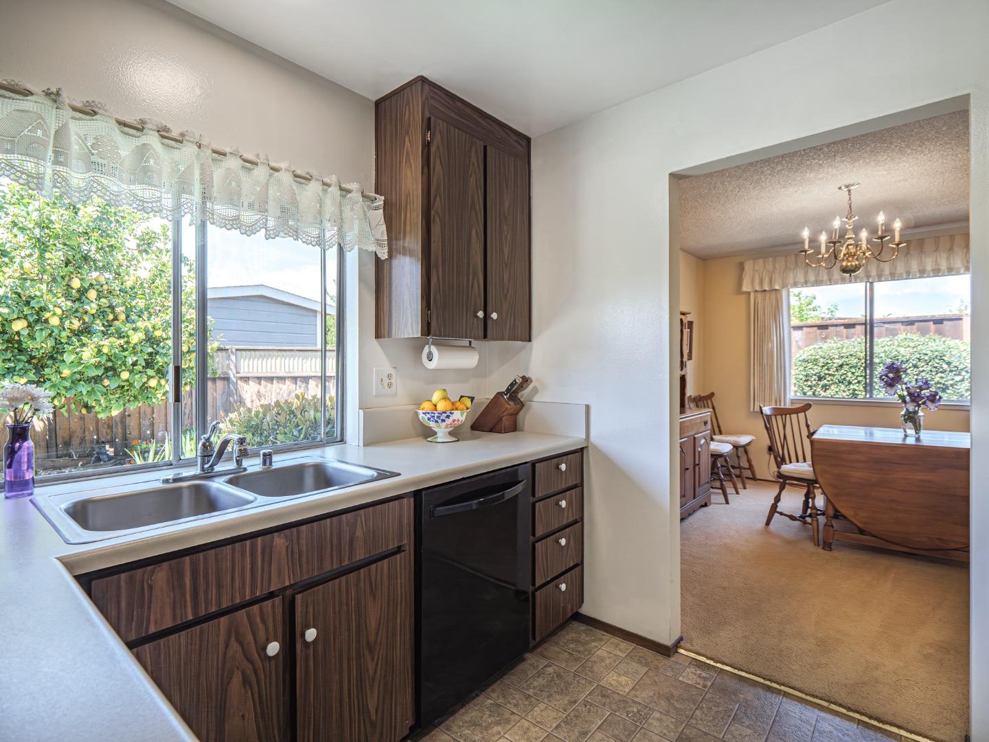 Detail Gallery Image 16 of 47 For 715 Bronte Ave, Watsonville,  CA 95076 - 2 Beds | 2 Baths