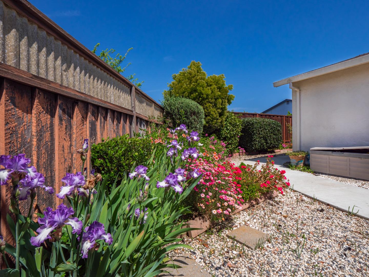 Detail Gallery Image 27 of 47 For 715 Bronte Ave, Watsonville,  CA 95076 - 2 Beds | 2 Baths