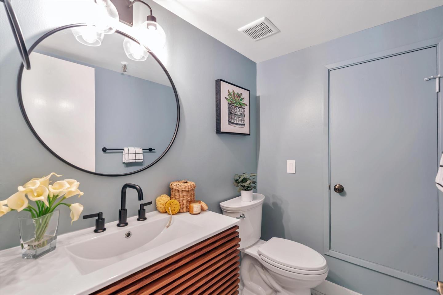 Detail Gallery Image 19 of 23 For 49 Showers Dr #D461,  Mountain View,  CA 94040 - 3 Beds | 2/1 Baths