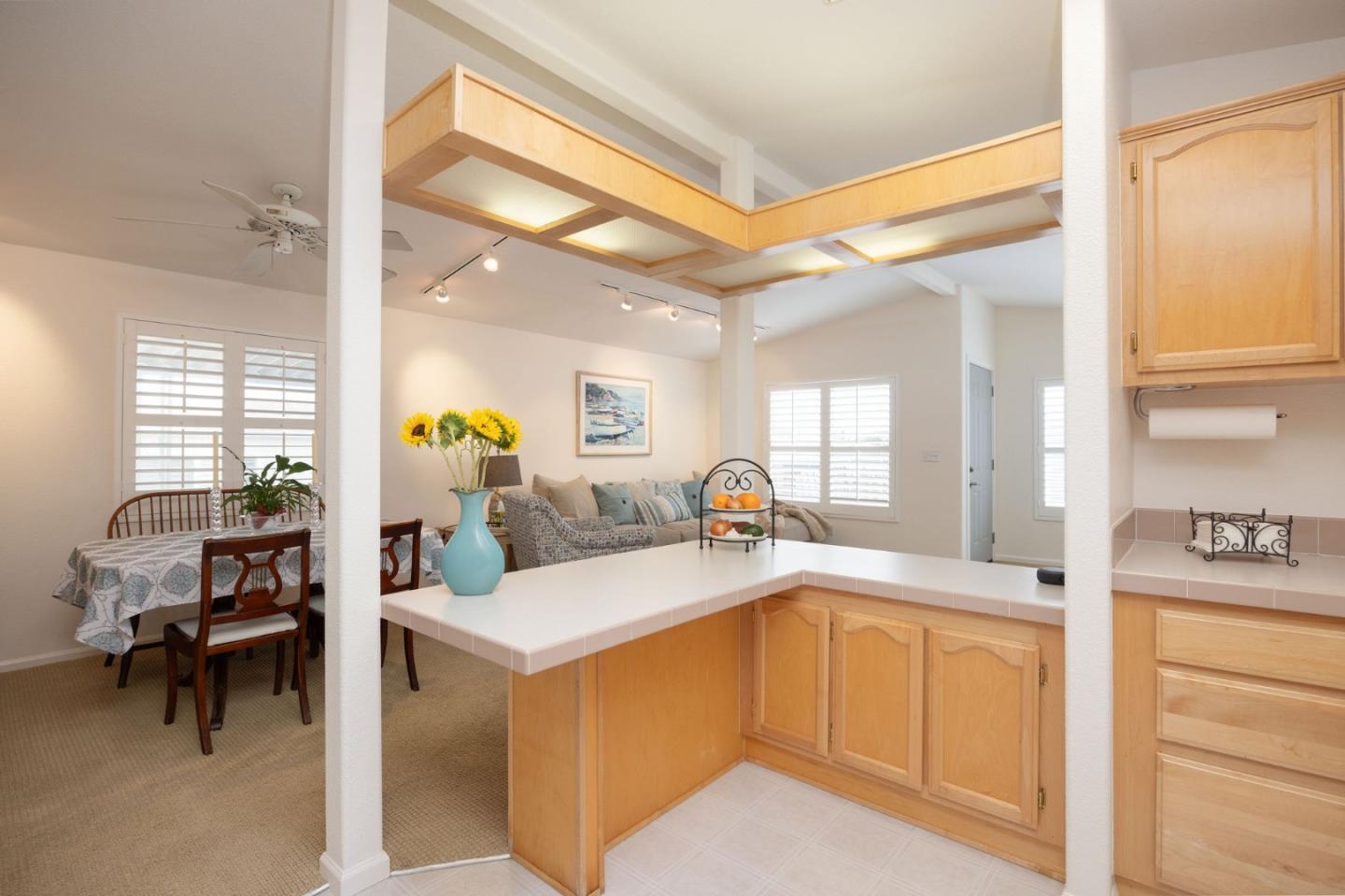 Detail Gallery Image 10 of 29 For 6 Sunset Ter #6,  Half Moon Bay,  CA 94019 - 2 Beds | 2 Baths