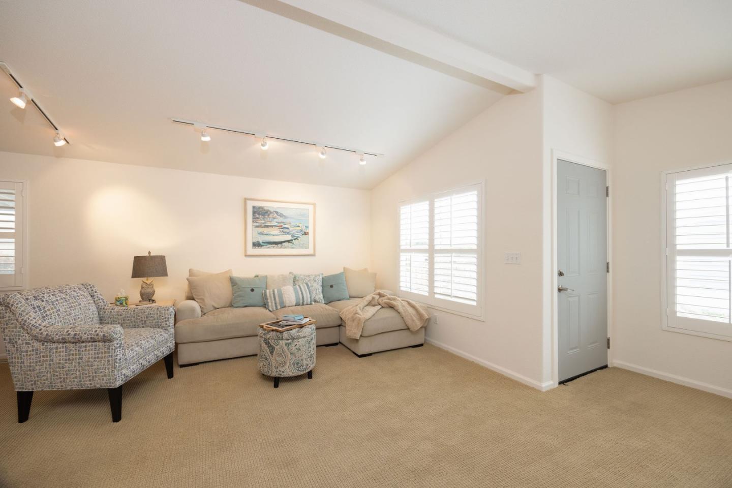 Detail Gallery Image 13 of 29 For 6 Sunset Ter #6,  Half Moon Bay,  CA 94019 - 2 Beds | 2 Baths