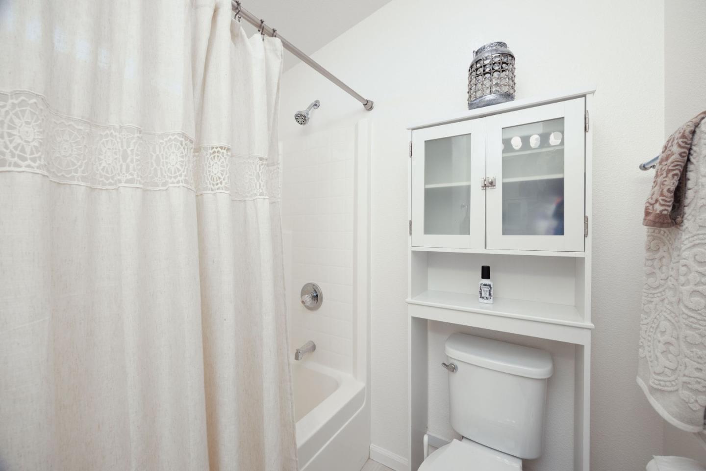 Detail Gallery Image 19 of 29 For 6 Sunset Ter #6,  Half Moon Bay,  CA 94019 - 2 Beds | 2 Baths