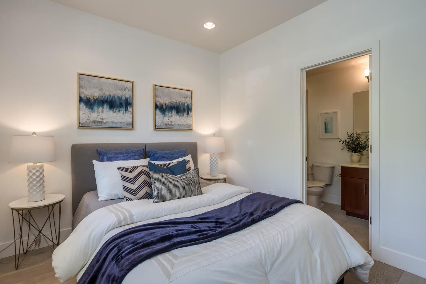 Detail Gallery Image 31 of 43 For 2893 Baze Rd, San Mateo,  CA 94403 - 4 Beds | 3/1 Baths
