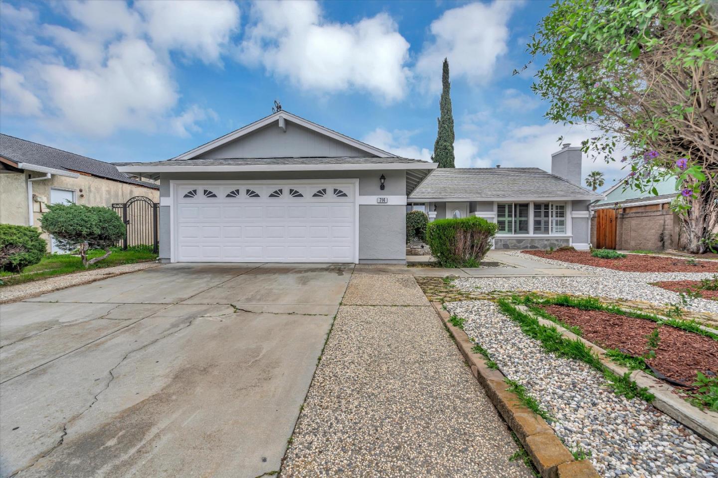 Photo of 714 Albanese Cir in San Jose, CA