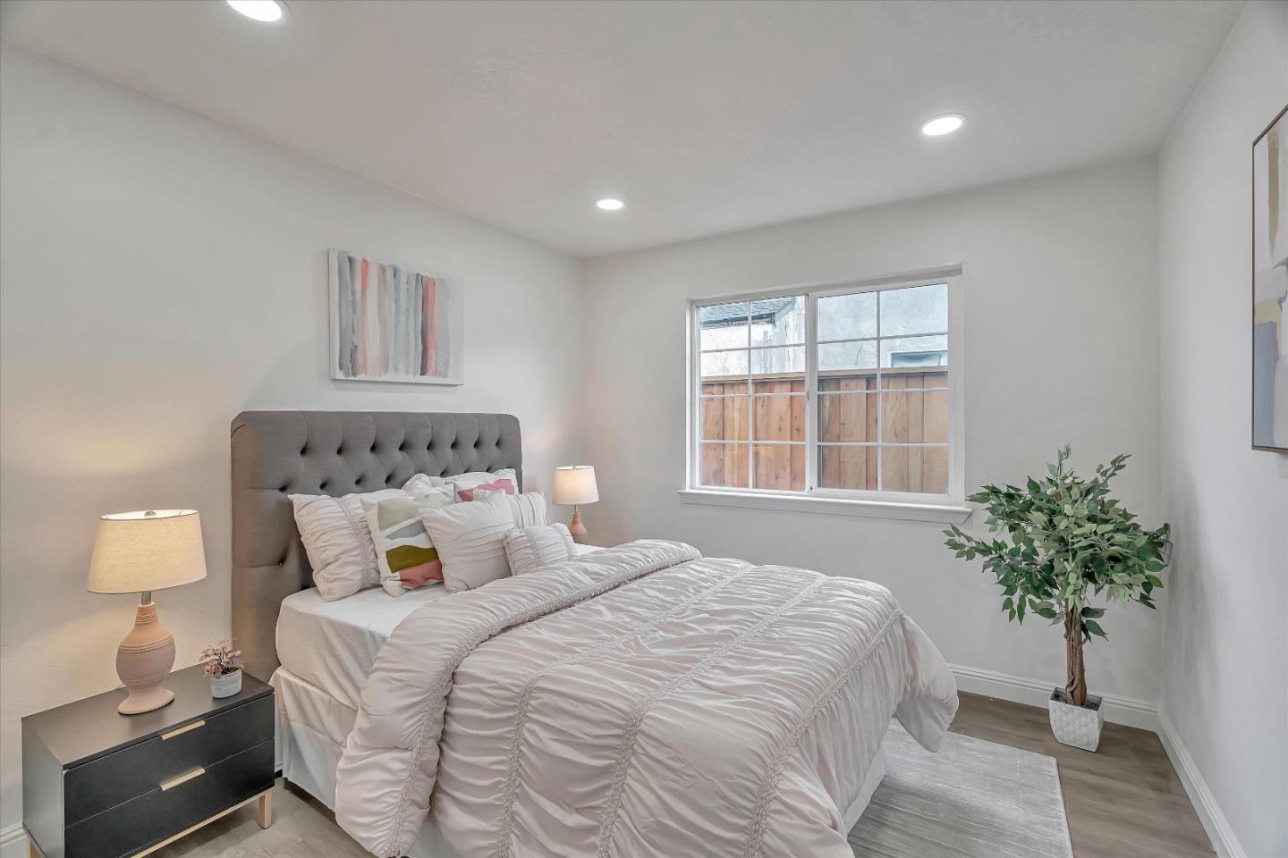 Detail Gallery Image 10 of 22 For 714 Albanese Cir, San Jose,  CA 95111 - 4 Beds | 2 Baths