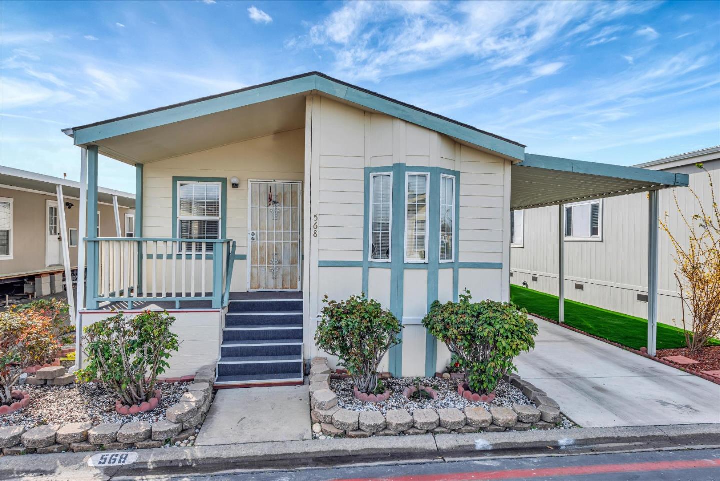 Detail Gallery Image 1 of 33 For 1220 Tasman Dr #568,  Sunnyvale,  CA 94089 - 3 Beds | 2 Baths