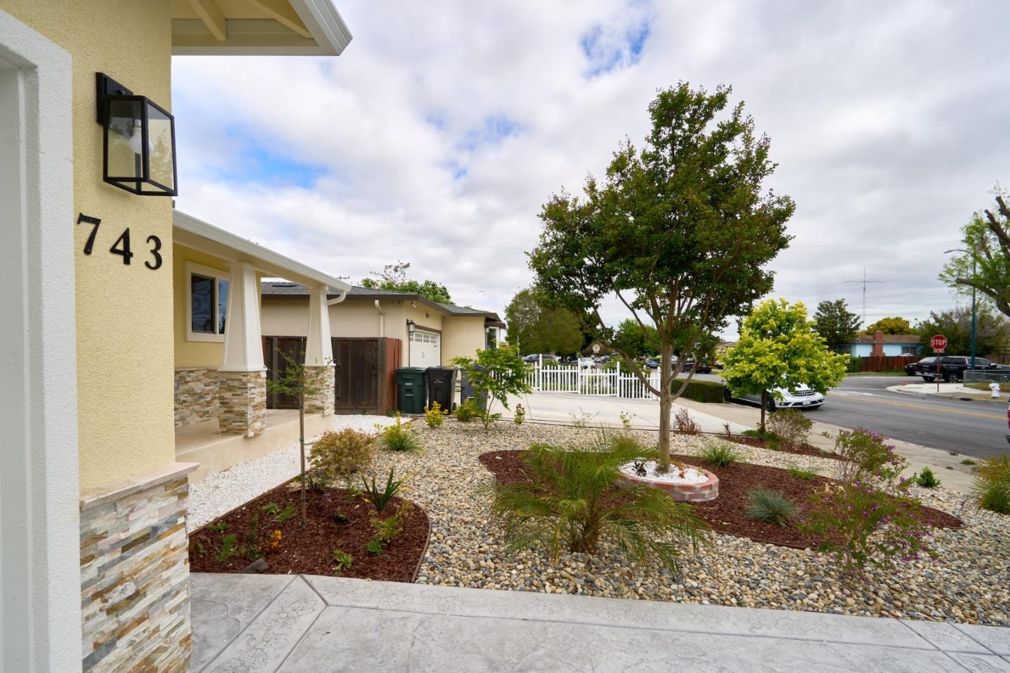 Detail Gallery Image 1 of 1 For 743 Santa Paula Ave, Sunnyvale,  CA 94085 - 3 Beds | 2/1 Baths