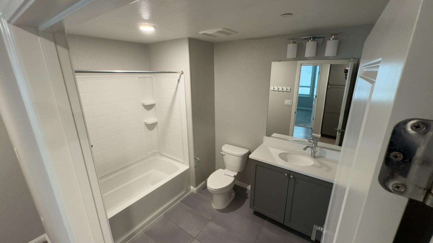 Detail Gallery Image 23 of 33 For 1451 Nightshade Rd #31,  Milpitas,  CA 95035 - 2 Beds | 2 Baths