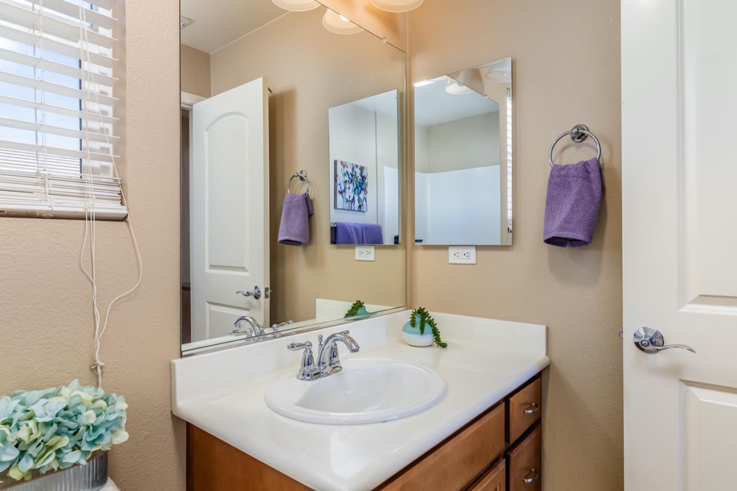 Detail Gallery Image 27 of 38 For 196 Heligan Ln #8,  Livermore,  CA 94551 - 2 Beds | 2 Baths