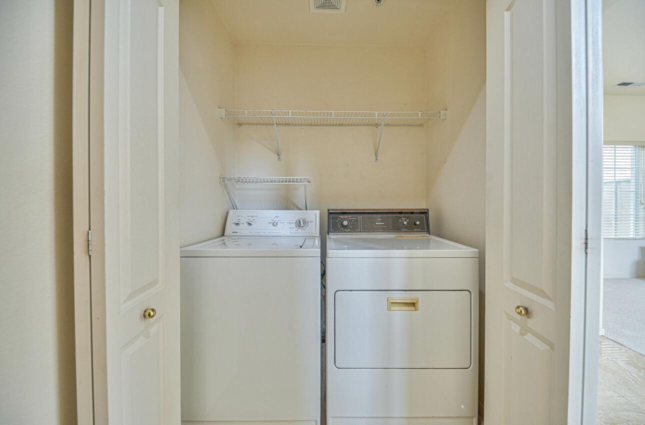 Detail Gallery Image 20 of 35 For 19394 Acclaim Dr, Salinas,  CA 93908 - 3 Beds | 2/1 Baths