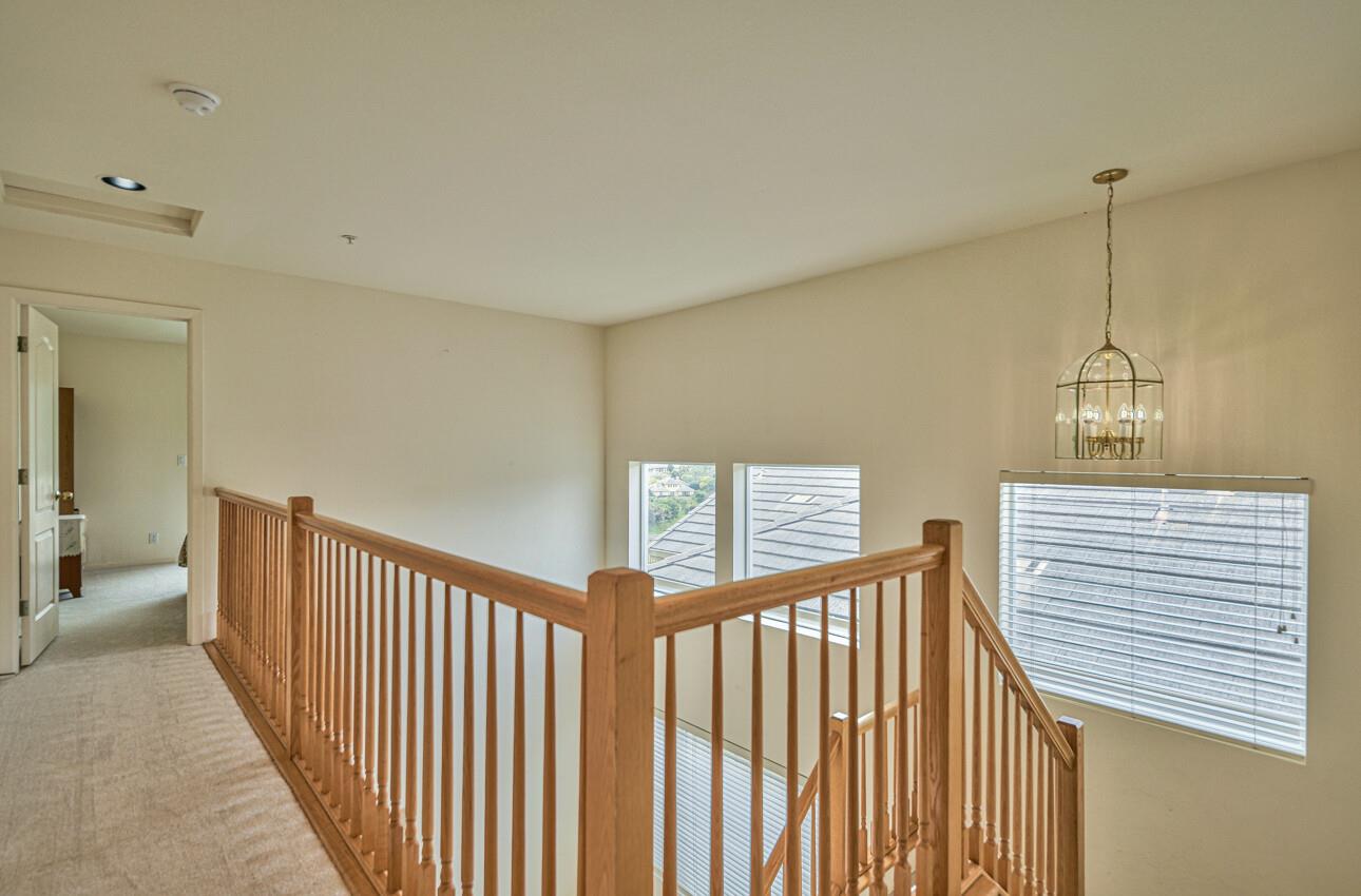 Detail Gallery Image 21 of 35 For 19394 Acclaim Dr, Salinas,  CA 93908 - 3 Beds | 2/1 Baths