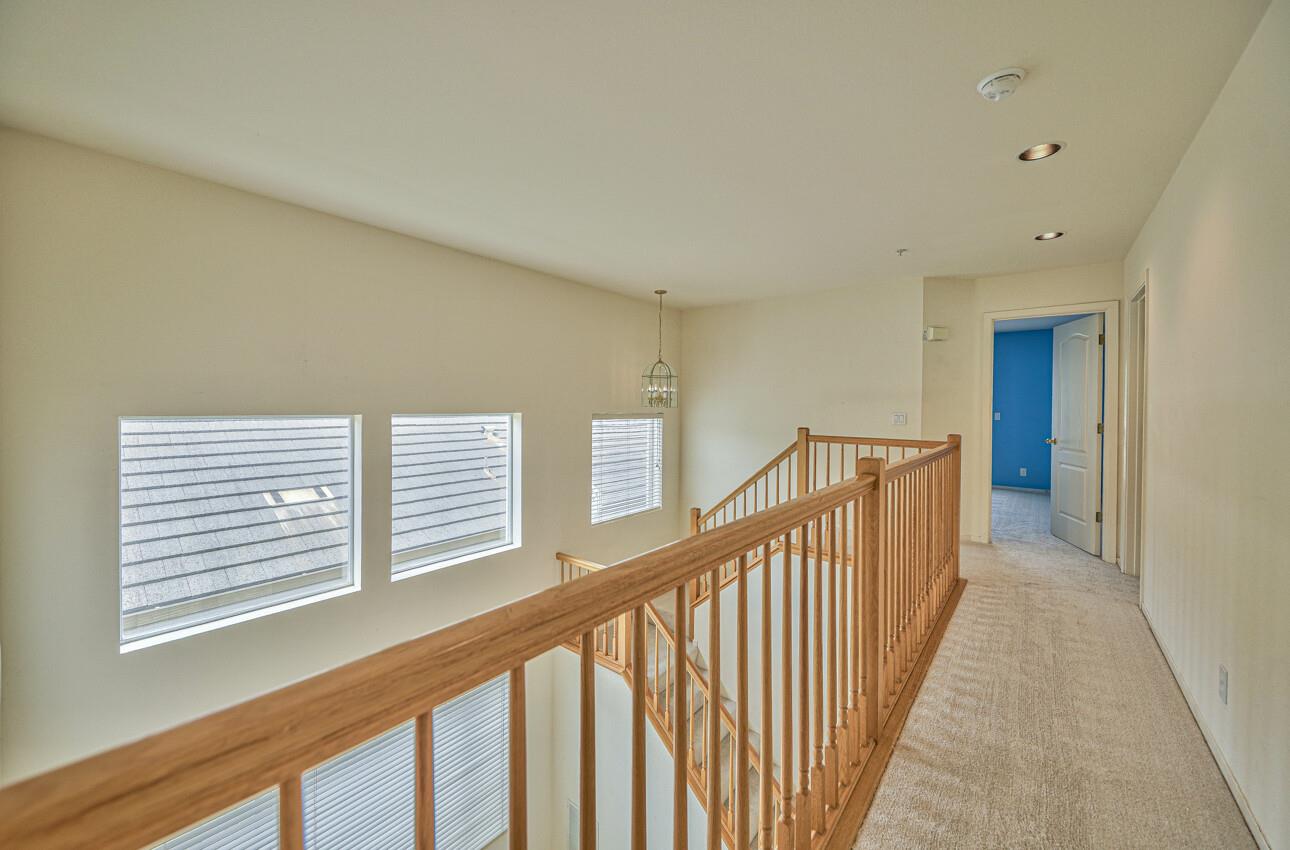 Detail Gallery Image 22 of 35 For 19394 Acclaim Dr, Salinas,  CA 93908 - 3 Beds | 2/1 Baths
