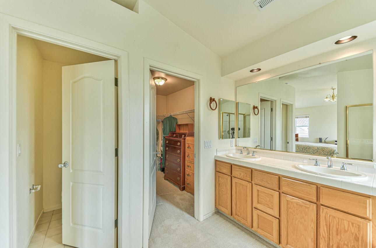 Detail Gallery Image 28 of 35 For 19394 Acclaim Dr, Salinas,  CA 93908 - 3 Beds | 2/1 Baths