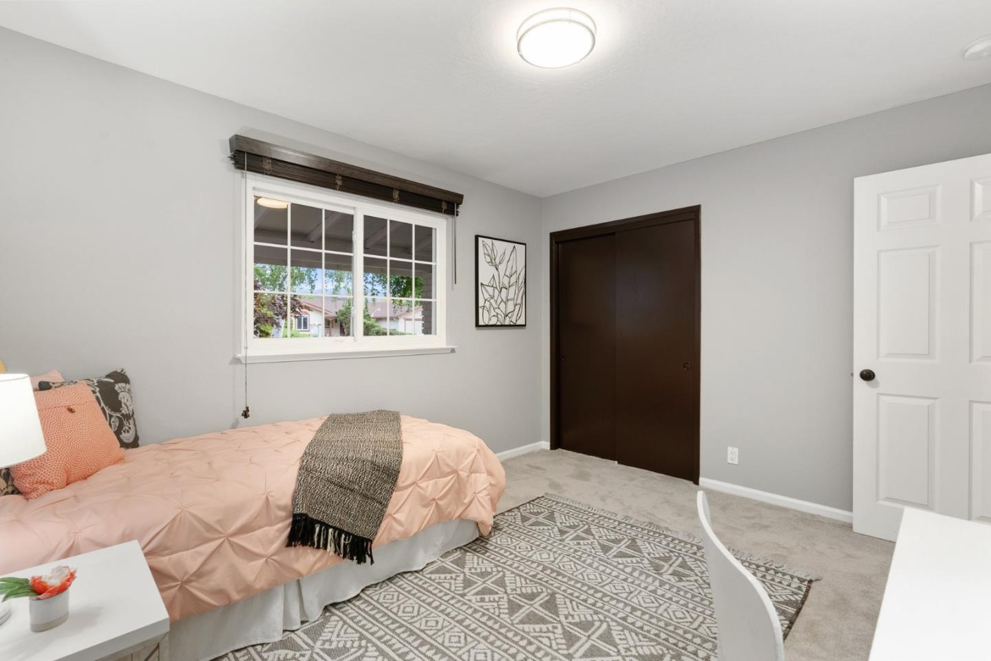 Detail Gallery Image 37 of 72 For 2376 Walden Sq, San Jose,  CA 95124 - 3 Beds | 2/1 Baths