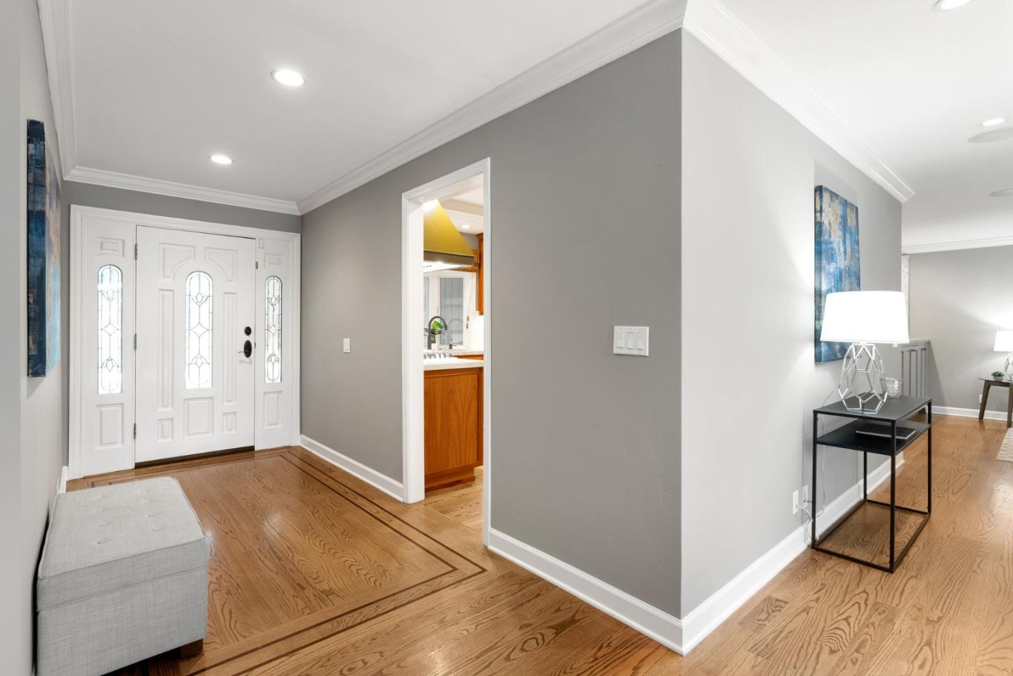Detail Gallery Image 9 of 72 For 2376 Walden Sq, San Jose,  CA 95124 - 4 Beds | 2/1 Baths