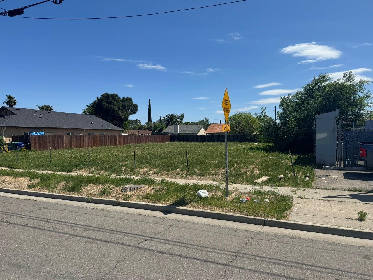 Photo of 1266 Arizona Ave in Los Banos, CA