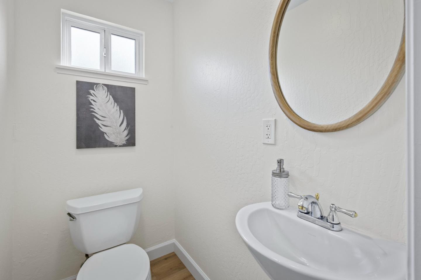 Detail Gallery Image 39 of 54 For 57 Dalma Dr, Mountain View,  CA 94041 - 3 Beds | 2/1 Baths