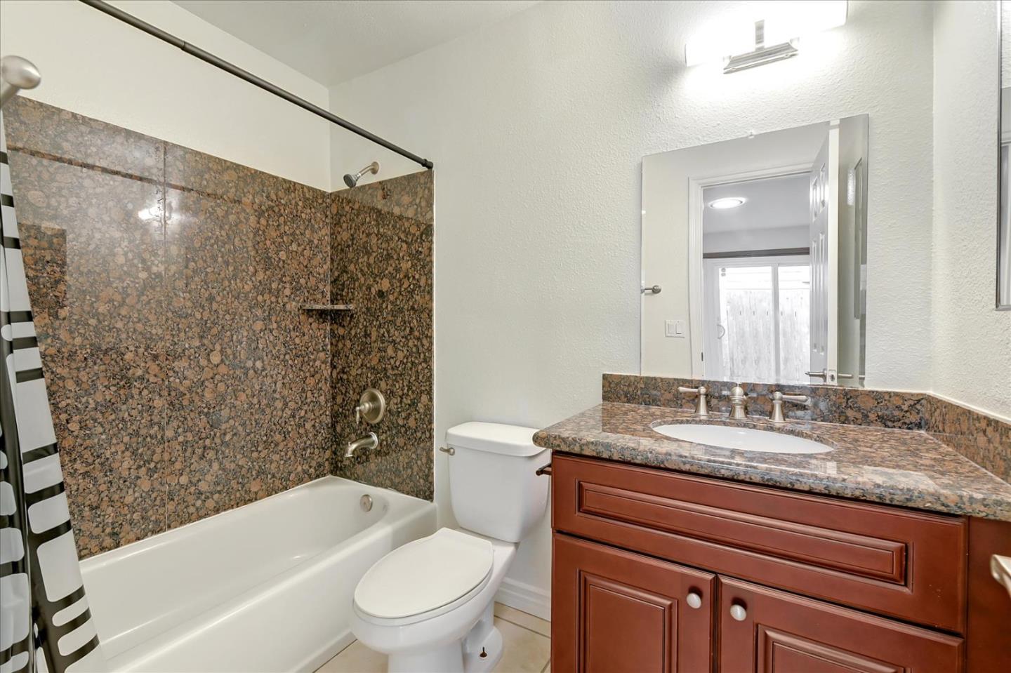 Detail Gallery Image 18 of 22 For 4224 46th St #1,  San Diego,  CA 92115 - 3 Beds | 2 Baths