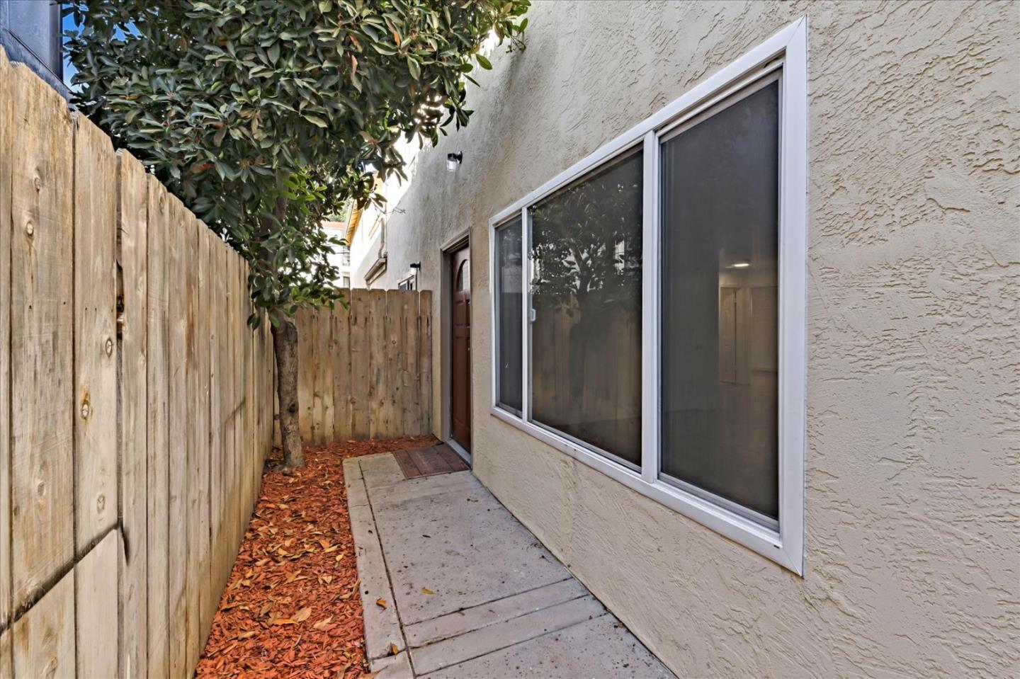 Detail Gallery Image 20 of 22 For 4224 46th St #1,  San Diego,  CA 92115 - 3 Beds | 2 Baths