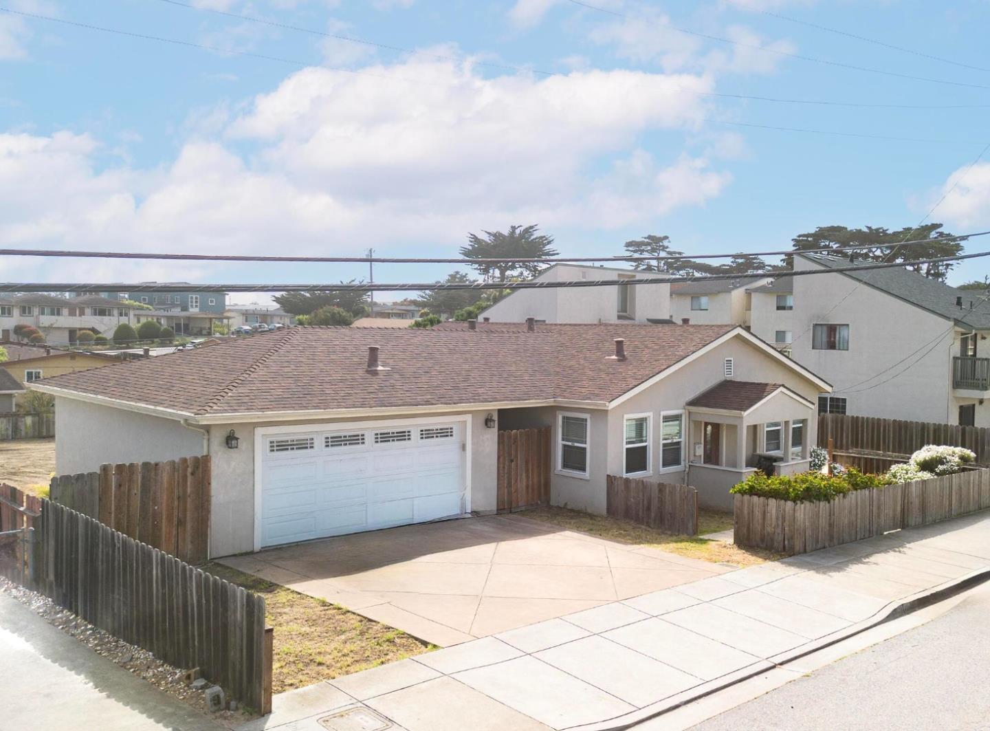 Photo of 224 Palm Ave in Marina, CA