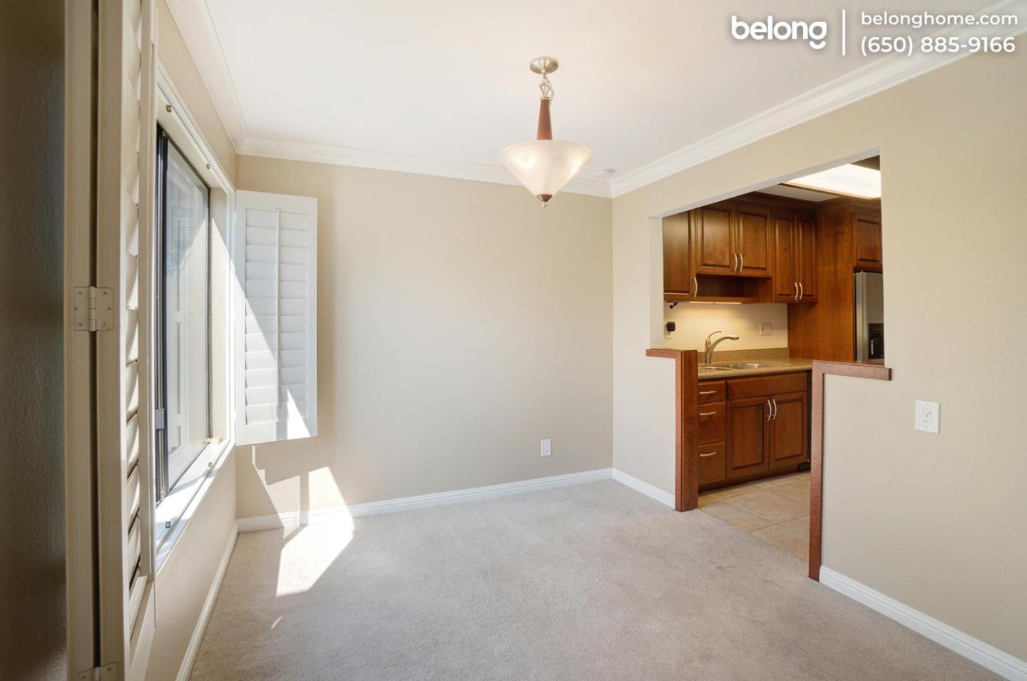 Detail Gallery Image 9 of 46 For 3392 Brittan Ave #4,  San Carlos,  CA 94070 - 3 Beds | 2 Baths