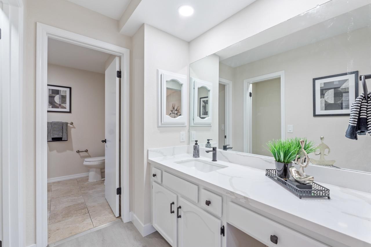 Detail Gallery Image 12 of 22 For 735 Folsom Cir, Milpitas,  CA 95035 - 2 Beds | 2/1 Baths