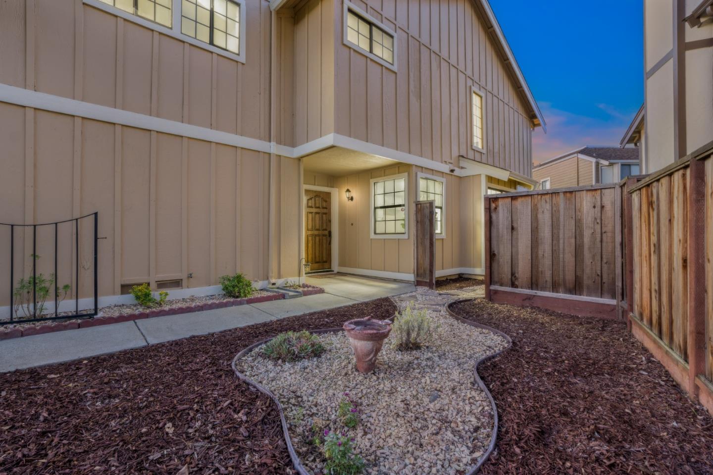 Detail Gallery Image 19 of 22 For 735 Folsom Cir, Milpitas,  CA 95035 - 2 Beds | 2/1 Baths