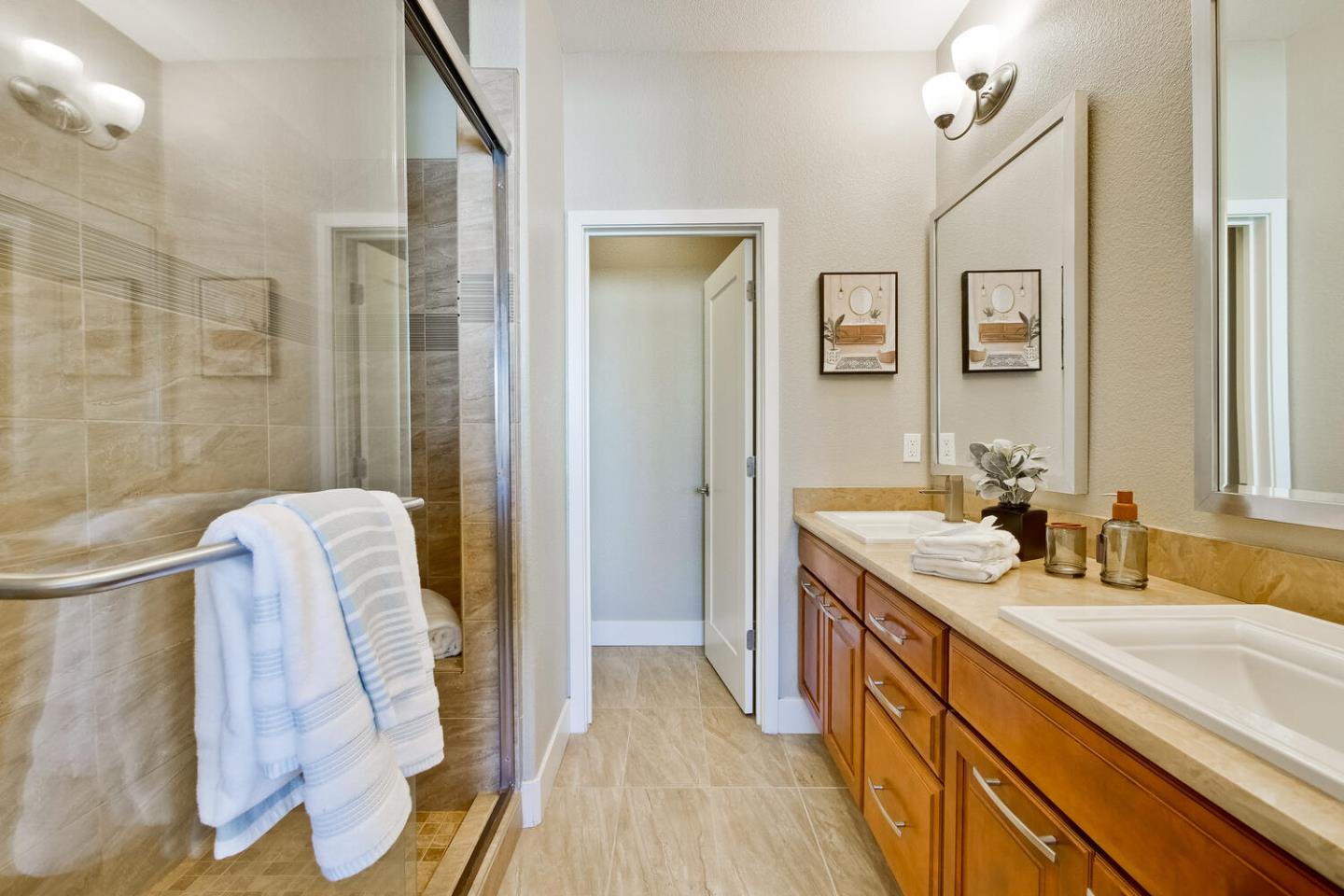 Detail Gallery Image 33 of 100 For 722 Avenue One, San Jose,  CA 95123 - 3 Beds | 3/1 Baths