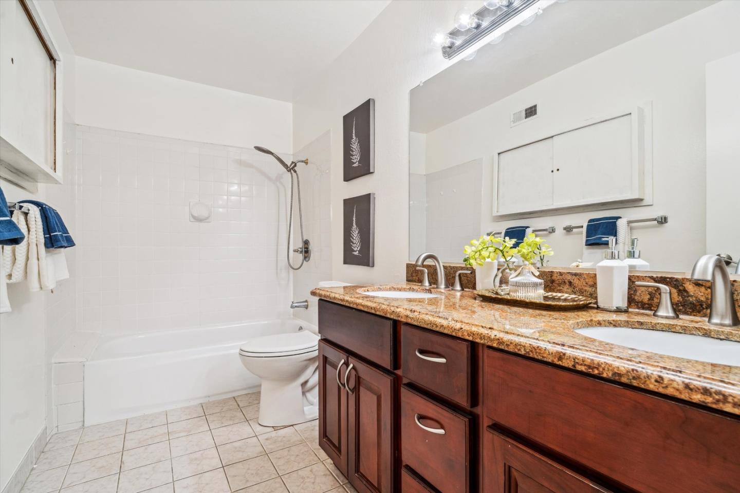 Detail Gallery Image 21 of 35 For 20252 Northcove Sq, Cupertino,  CA 95014 - 3 Beds | 2 Baths