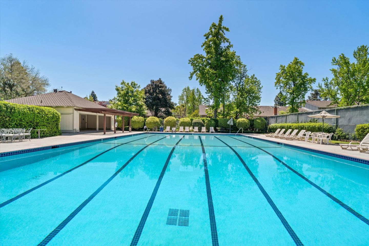 Detail Gallery Image 30 of 35 For 20252 Northcove Sq, Cupertino,  CA 95014 - 3 Beds | 2 Baths