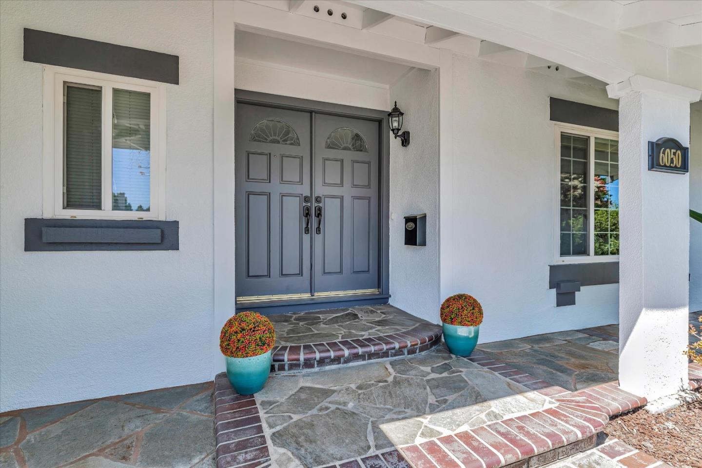 Detail Gallery Image 3 of 7 For 6050 Allbrook Cir, Pleasanton,  CA 94588 - 3 Beds | 2 Baths