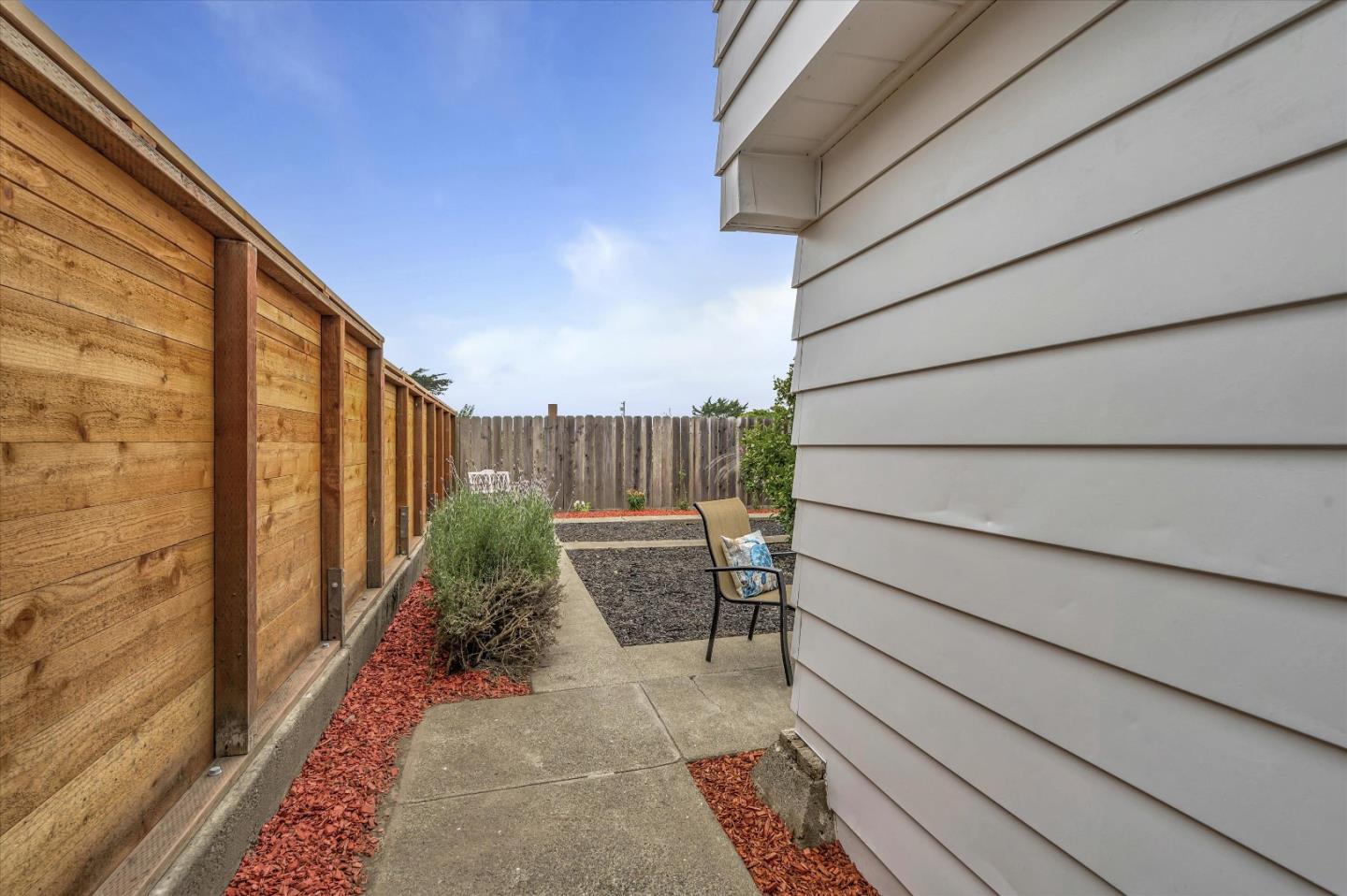 Detail Gallery Image 38 of 44 For 10 Ina Ct, San Francisco,  CA 94112 - 3 Beds | 1 Baths