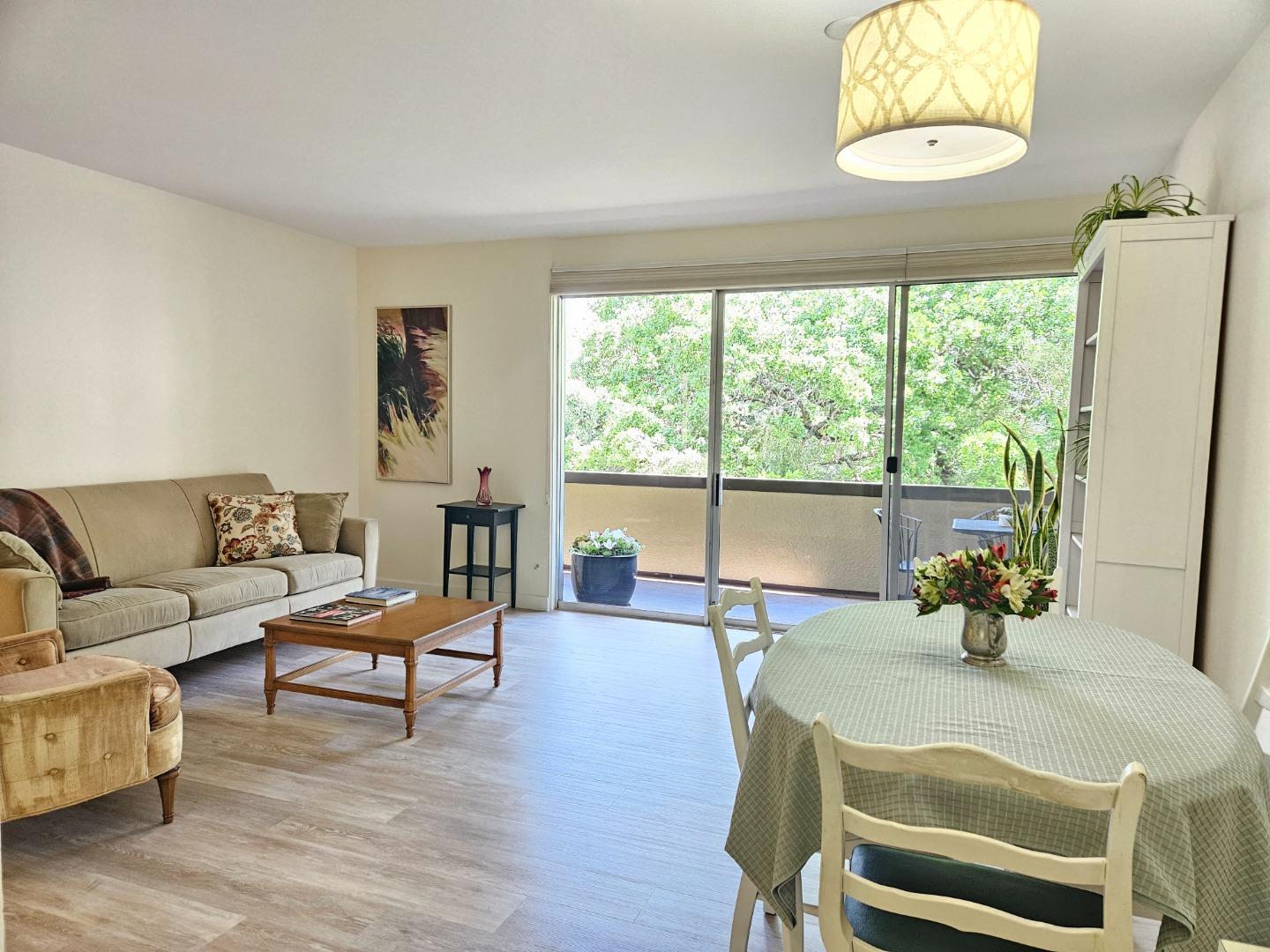 Detail Gallery Image 6 of 20 For 425 Grant Ave #30,  Palo Alto,  CA 94306 - 2 Beds | 2 Baths