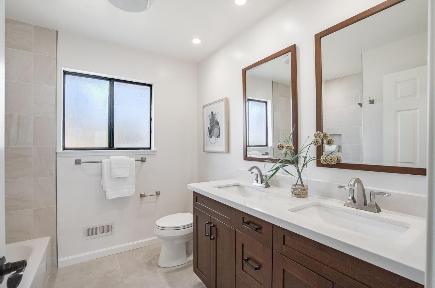 Detail Gallery Image 23 of 39 For 3418 Plateau Dr, Belmont,  CA 94002 - 3 Beds | 2 Baths