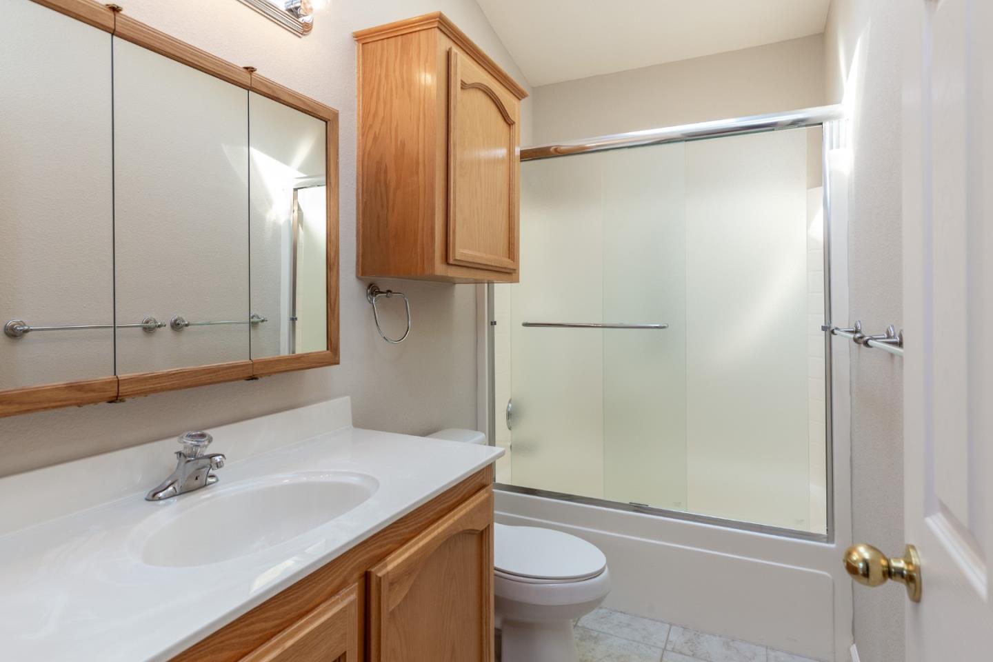Detail Gallery Image 20 of 34 For 1225 Vienna Dr #422,  Sunnyvale,  CA 94089 - 3 Beds | 2 Baths