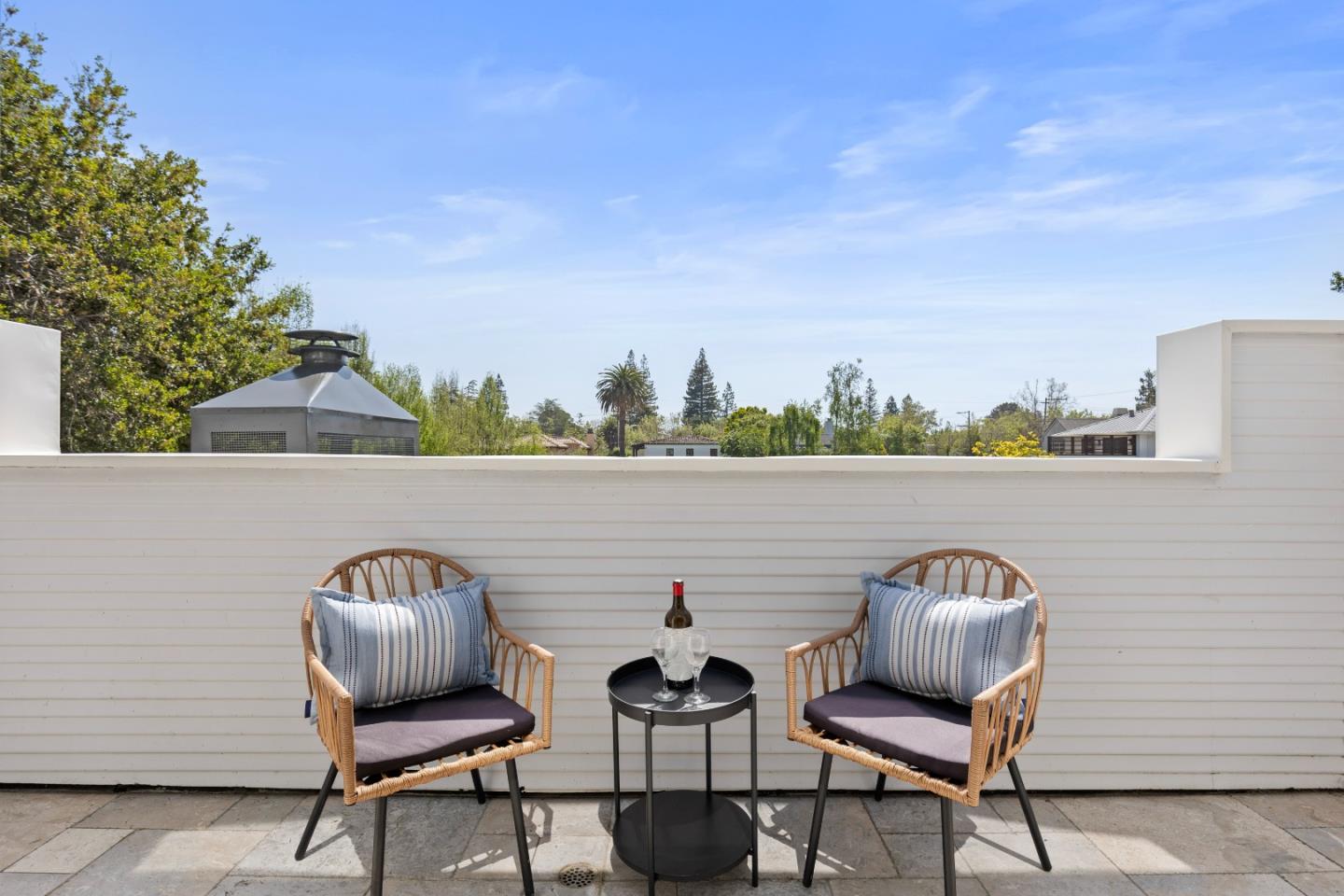 Detail Gallery Image 29 of 48 For 228 Santa Rita Ave, Palo Alto,  CA 94301 - 6 Beds | 6/1 Baths