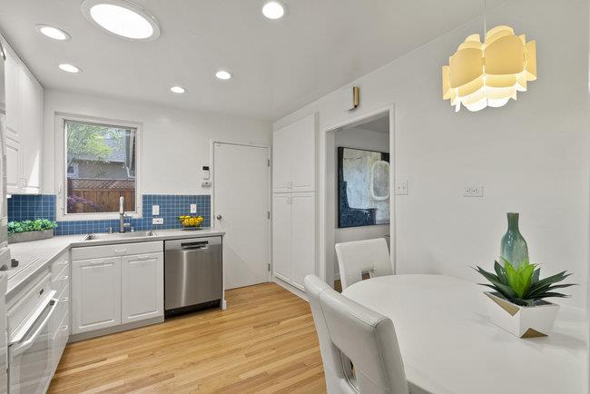 Detail Gallery Image 10 of 46 For 820 Loma Verde Ave, Palo Alto,  CA 94303 - 3 Beds | 1/1 Baths