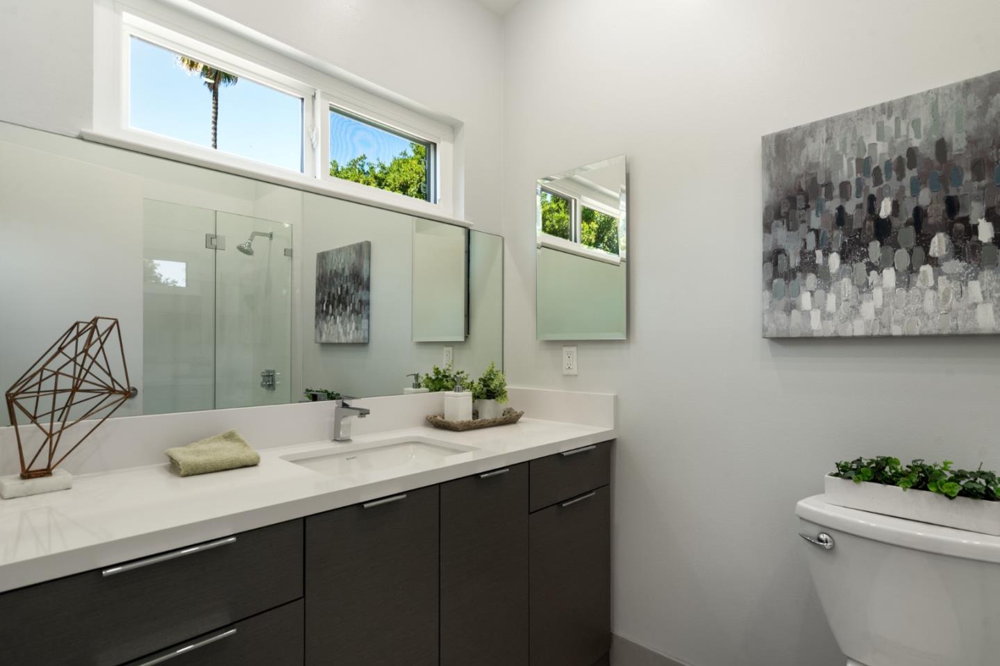 Detail Gallery Image 32 of 58 For 39 10th Ave, San Mateo,  CA 94401 - 2 Beds | 2 Baths