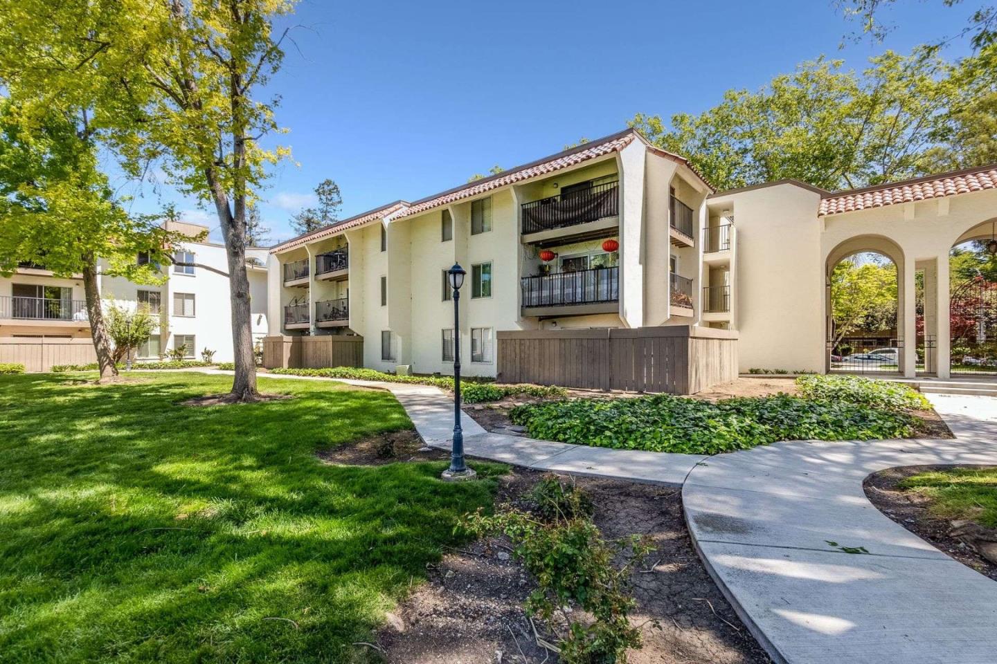 Detail Gallery Image 17 of 31 For 1750 Halford Ave #306,  Santa Clara,  CA 95051 - 1 Beds | 1 Baths