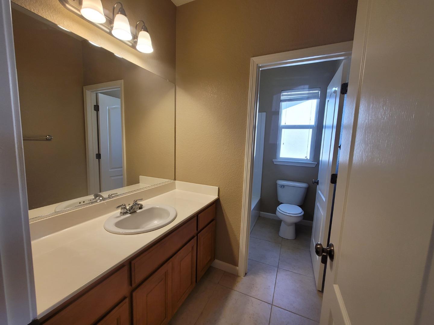 Detail Gallery Image 22 of 47 For 4082 St Remy Ct, Merced,  CA 95348 - 4 Beds | 3/1 Baths