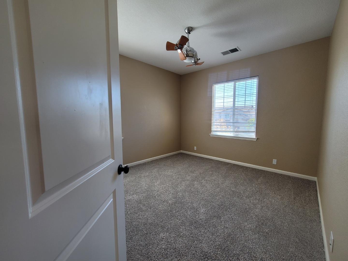 Detail Gallery Image 40 of 47 For 4082 St Remy Ct, Merced,  CA 95348 - 4 Beds | 3/1 Baths