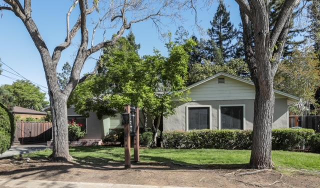 Photo of 737 Edge Ln in Los Altos, CA