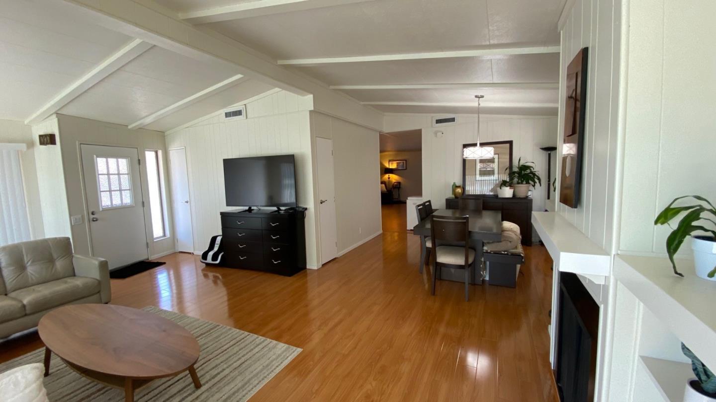 Detail Gallery Image 8 of 19 For 1111 Morse Ave #196,  Sunnyvale,  CA 94089 - 2 Beds | 2 Baths