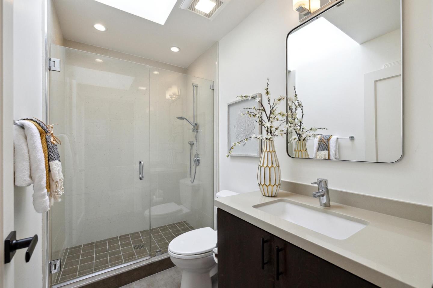 Detail Gallery Image 39 of 63 For 1406 43rd Ave, San Francisco,  CA 94122 - 2 Beds | 1 Baths