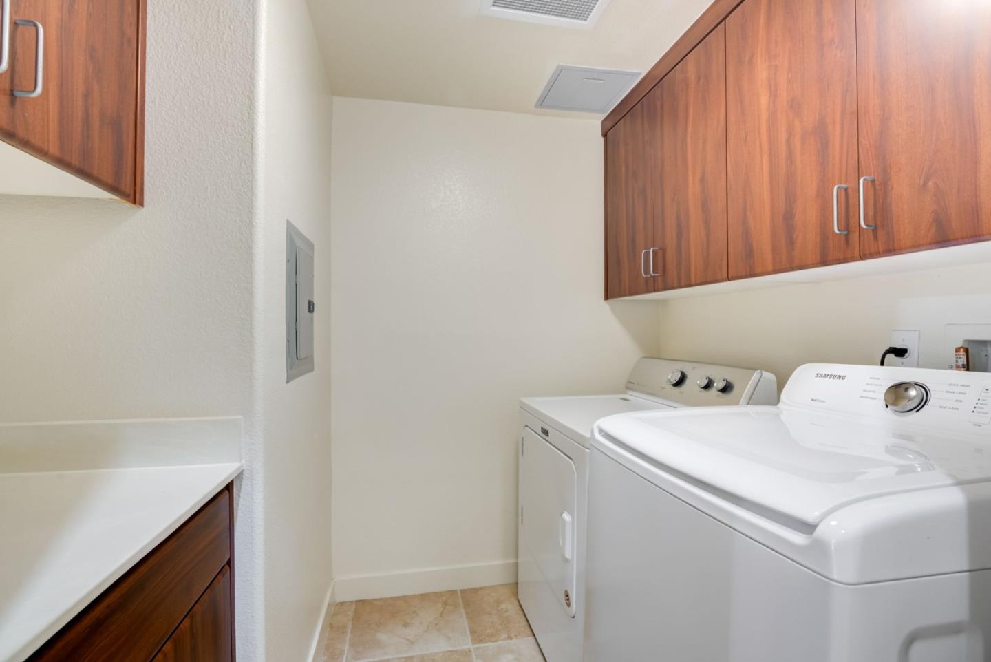 Detail Gallery Image 20 of 28 For 5501 De Marcus Blvd #420,  Dublin,  CA 94568 - 3 Beds | 2 Baths