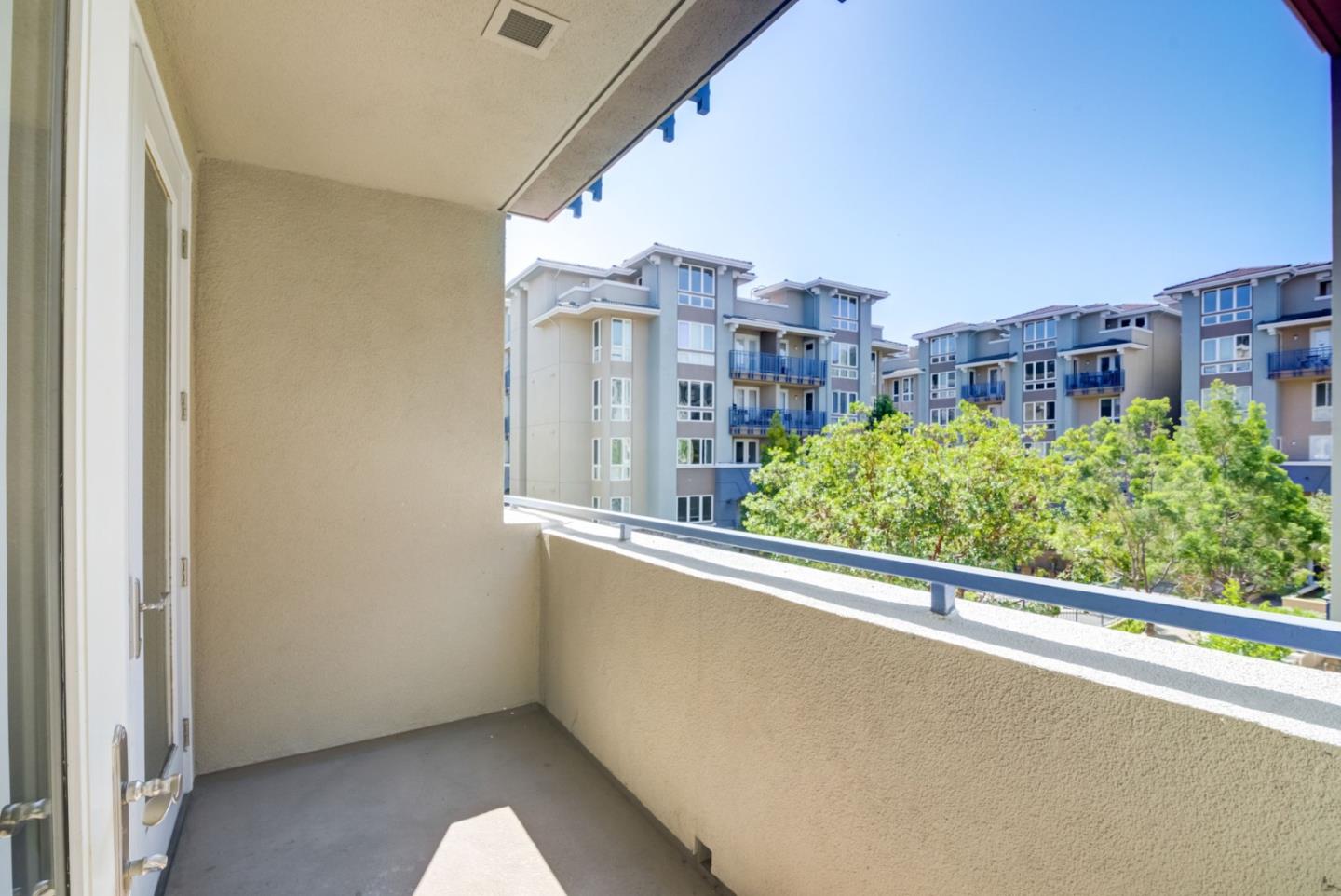 Detail Gallery Image 21 of 28 For 5501 De Marcus Blvd #420,  Dublin,  CA 94568 - 3 Beds | 2 Baths