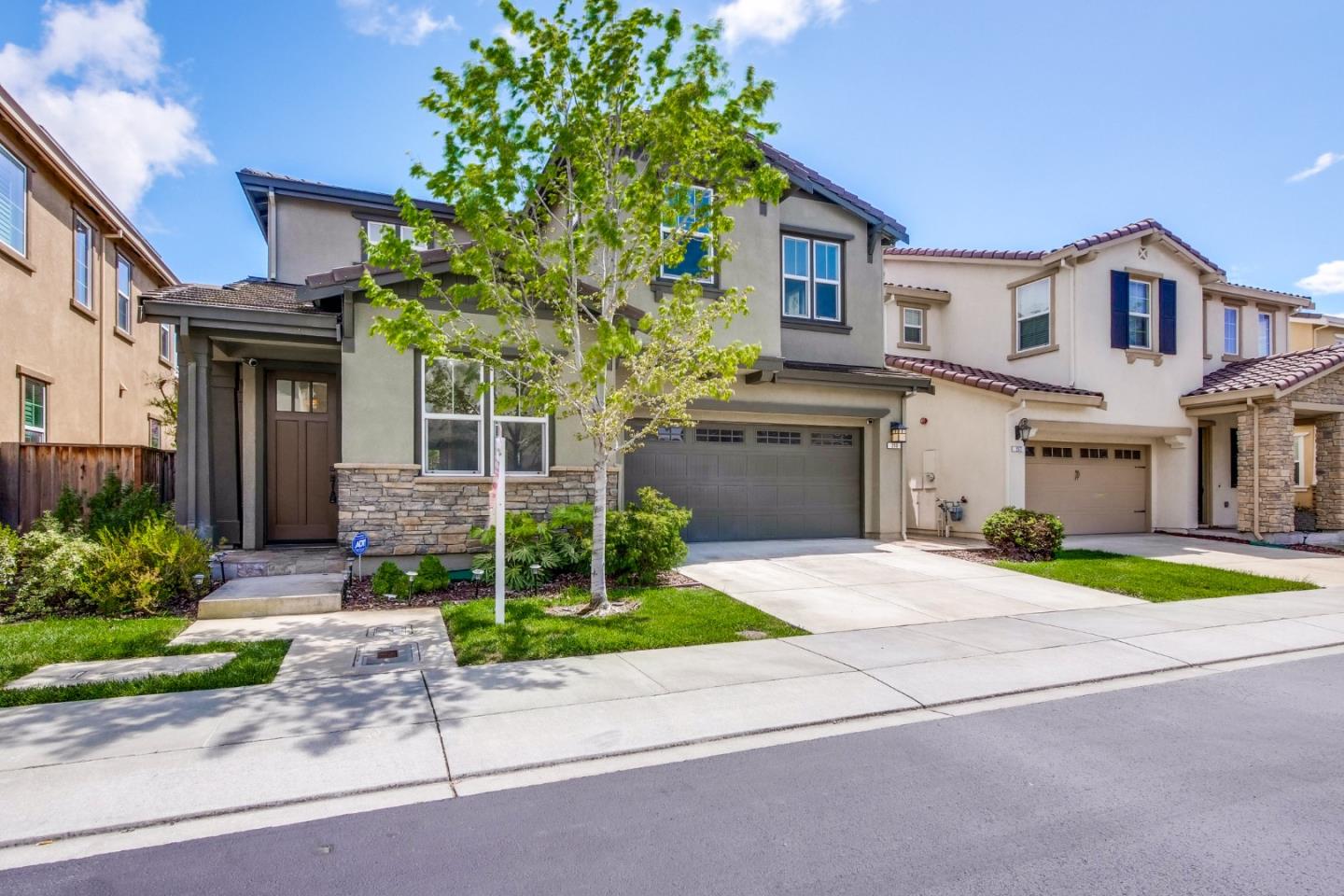 Detail Gallery Image 1 of 1 For 253 Gerald Cir, Milpitas,  CA 95035 - 3 Beds | 2/1 Baths