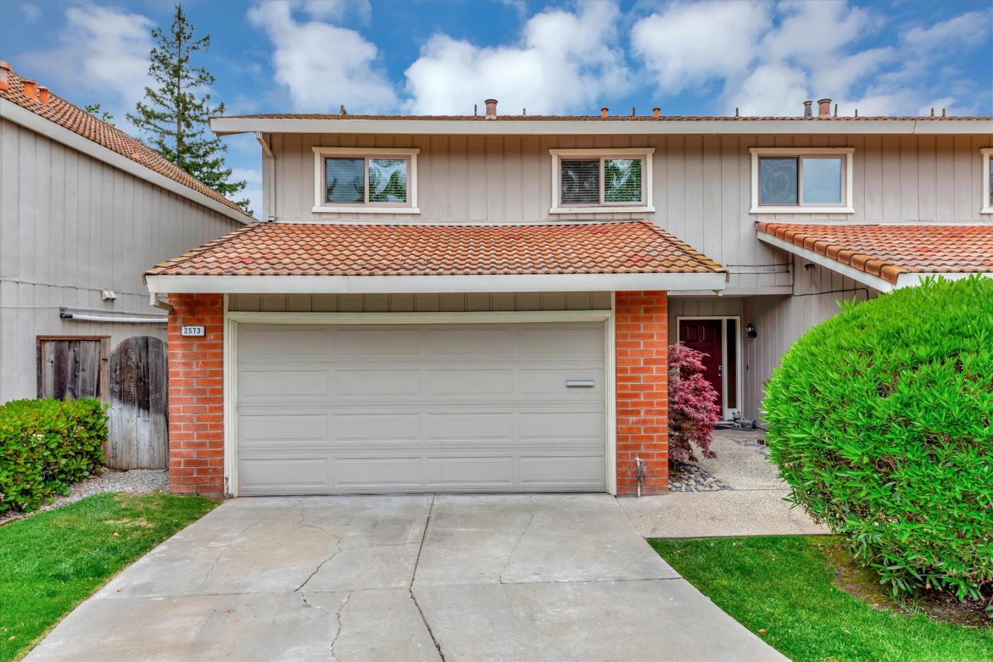Photo of 2573 Tolworth Dr in San Jose, CA